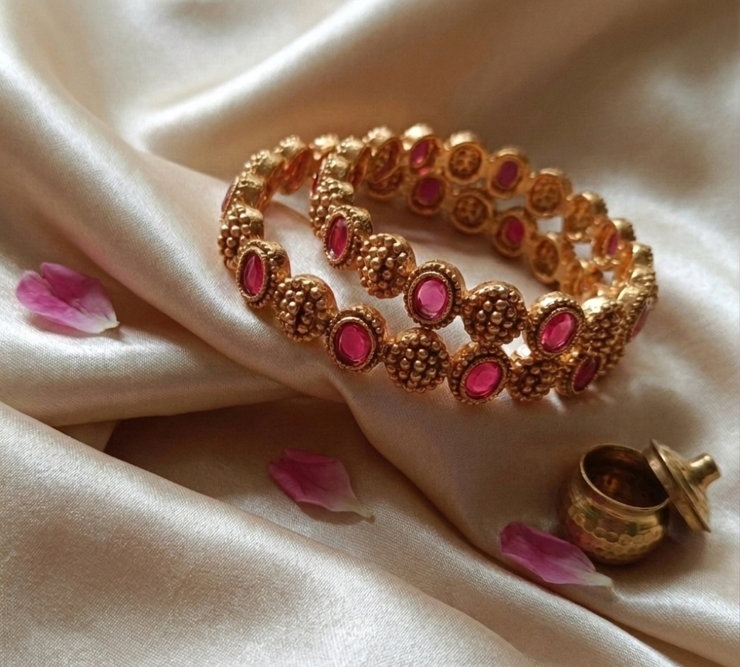 Antique Pink Stone Bangles