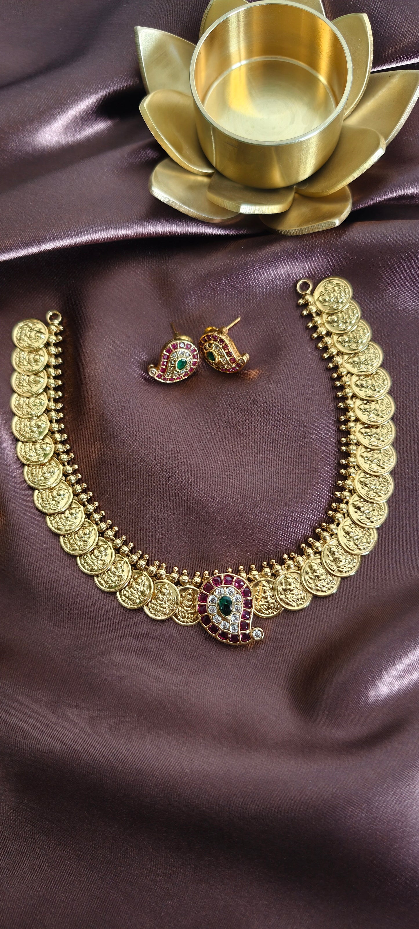 Gayatri Gold Coin Kemp Necklace
