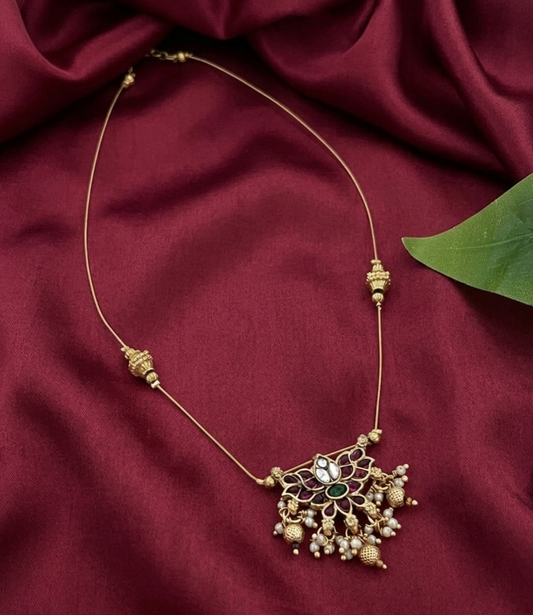 Tamara kundan Invisible Necklace