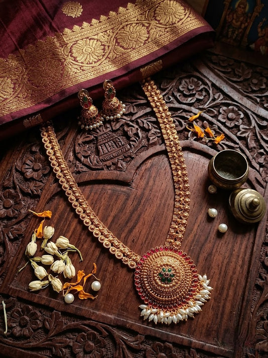 Ruby Pearl Hanging Haram