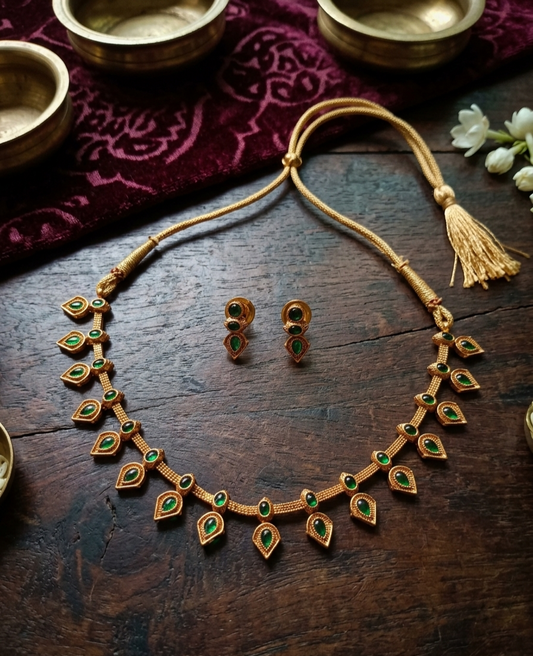 Haritha Necklace Set