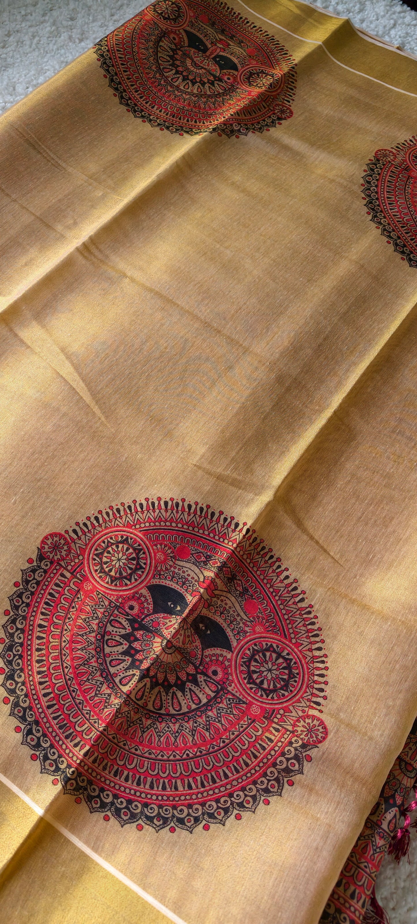Theyyam Gold Tissue Handloom Saree